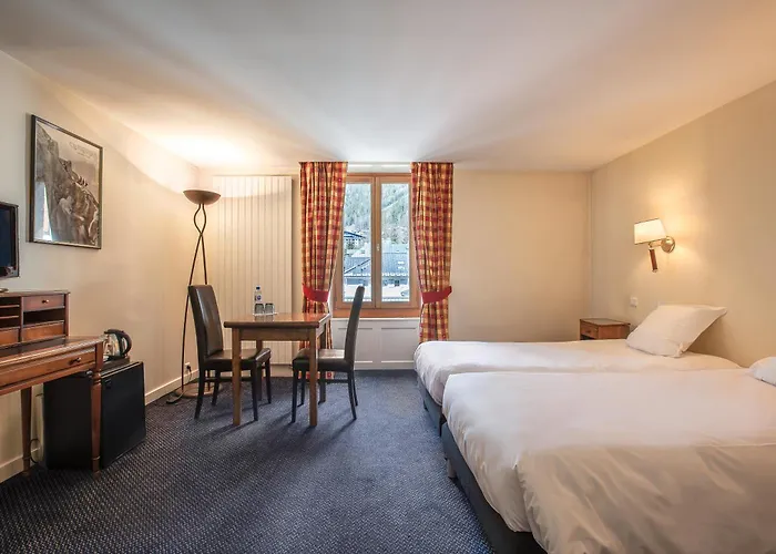 호텔 La Croix Blanche 2*